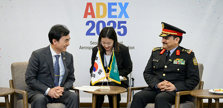 국방부장관, 서울 ADEX 2025 계기 사우디 국가방위군 총장과 양자회담