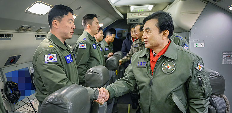 국방부장관 신년 지휘비행