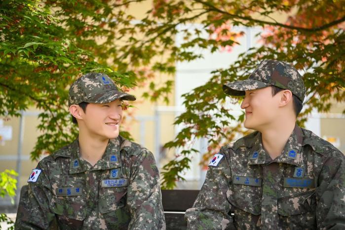 [가정의 달&hellip;행복한家 든든하軍] 3&middot;3&middot;3 동행&hellip;   한길로 통한 삶 썸네일 이미지