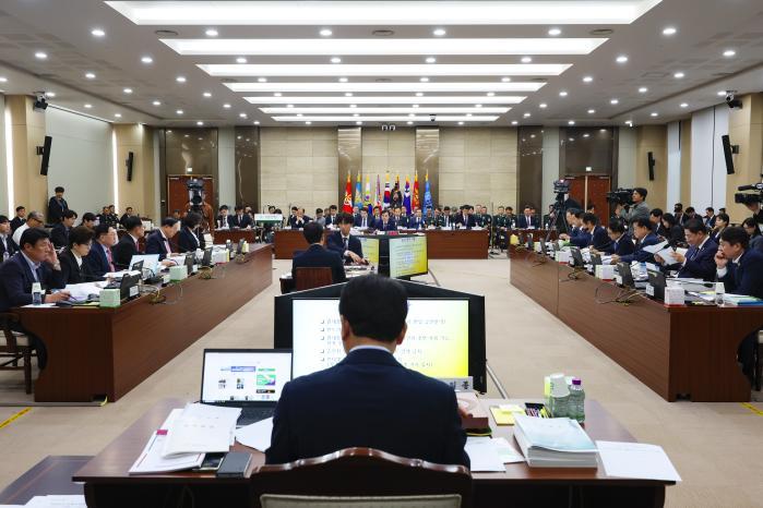 &ldquo;군 인력 감소, 급여&middot;복지&middot;주거 등 획기적 대책 마련&rdquo; 썸네일 이미지