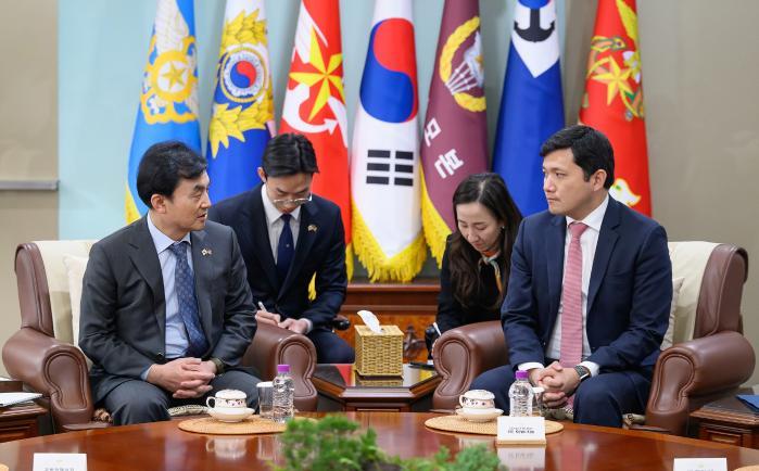 미래지향적&middot;포괄적 전략동맹 발전 위한 협력 공감대 썸네일 이미지