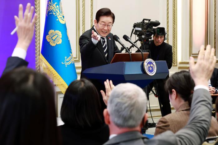 &ldquo;한미 정상회담 최고 성과는 &lsquo;핵잠&rsquo;&hellip;핵무기 아니다&rdquo; 썸네일 이미지