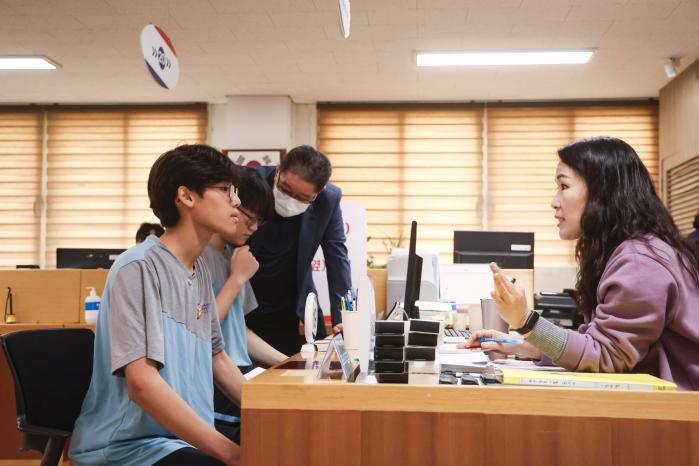 정밀한 판정&middot;병역면탈 단속에 204억 쓴다 썸네일 이미지