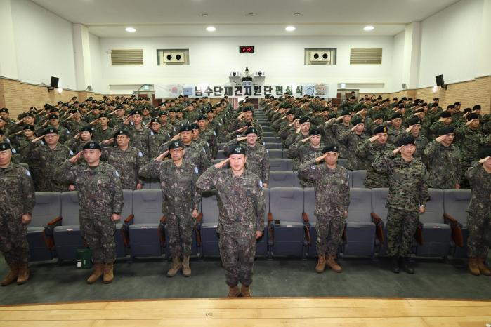 한빛 아래 父子도 &lsquo;한 팀&rsquo;&hellip;21진 임무 수행 첫발 썸네일 이미지