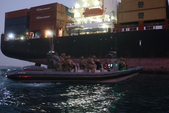 형제처럼&hellip;숨 돌릴 틈 없는 임무 수행에도 완벽 호흡 썸네일 이미지