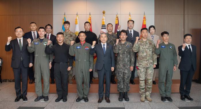 0428 이종섭 국방부 장관 &ldquo;프라미스 작전 성공, 군과 국가 위상 한 차원 높였다&rdquo;_임채무.jpg 첨부 이미지