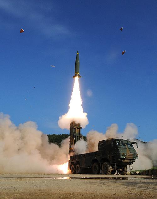 Korea and the US showed confidence in their ability to launch a pinpoint strike against the North Korean leadership