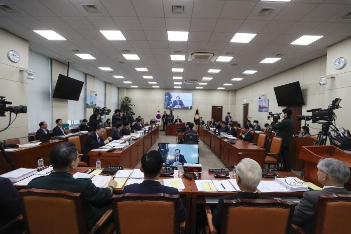 The National Defense Committee conducted a governm
